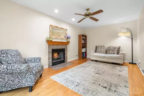 Living - 705 Gregor Ln, Wheeling, IL 60090 photo 2 of 2