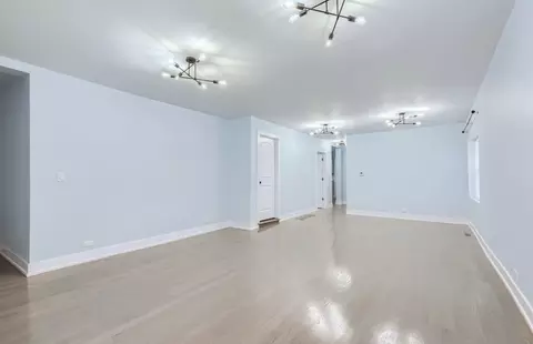 5234 S Carpenter St, Chicago, IL 60609