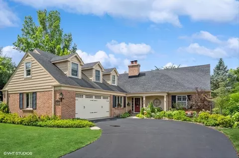 320 Churchill St, Northfield, IL 60093