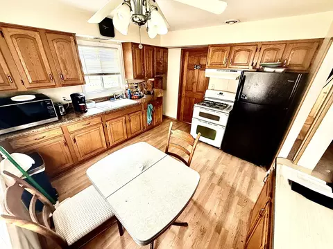 407 Santa Barbara Rd, Lakemoor, IL 60051 photo 7