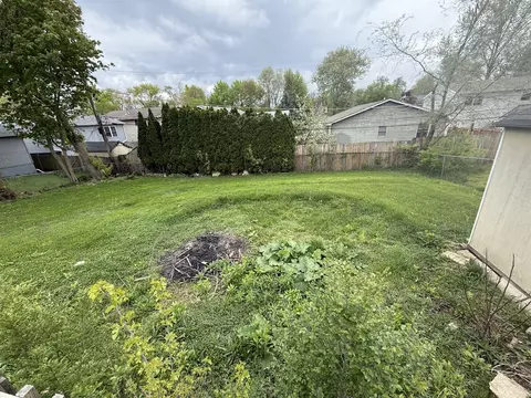 407 Santa Barbara Rd, Lakemoor, IL 60051 photo 3