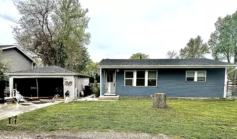 407 Santa Barbara Rd, Lakemoor, IL 60051