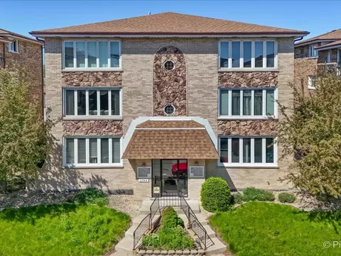 6244 S Newland Ave #2S, Chicago, IL 60608