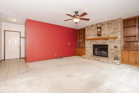 Living - 2605 Keystone Rd, Bloomington, IL 61704 photo 1 of 9