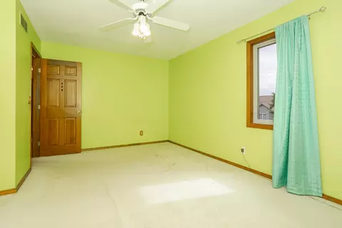 Bedroom - 2605 Keystone Rd, Bloomington, IL 61704 photo 8 of 9