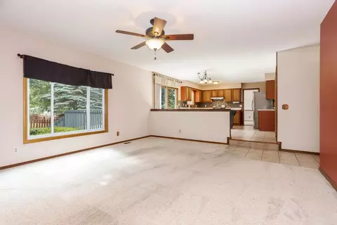Living - 2605 Keystone Rd, Bloomington, IL 61704 photo 4 of 9