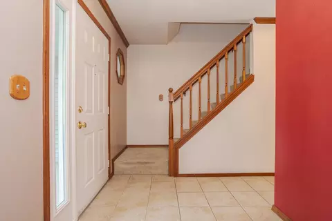 Entry Way - 2605 Keystone Rd, Bloomington, IL 61704 photo 3 of 3