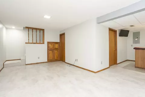 Living - 2605 Keystone Rd, Bloomington, IL 61704 photo 7 of 9