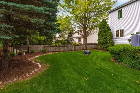 Exterior - 2605 Keystone Rd, Bloomington, IL 61704 photo 3 of 6
