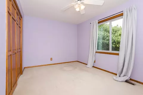 Bedroom - 2605 Keystone Rd, Bloomington, IL 61704 photo 7 of 9