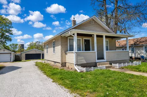 1617 Pine St, Ottawa, IL 61350