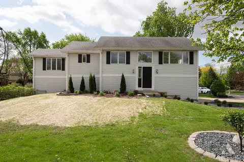 1170 Mccarthy Rd, Lemont, IL 60439