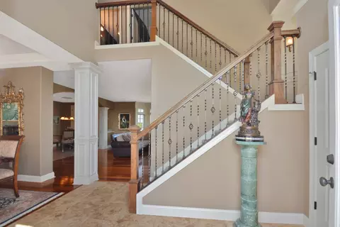 Entry Way - 1303 Janet Dr, Bloomington, IL 61704 photo 5 of 7