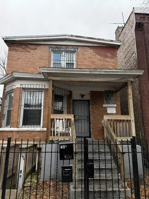 6624 S Marquette Rd, Chicago, IL 60637