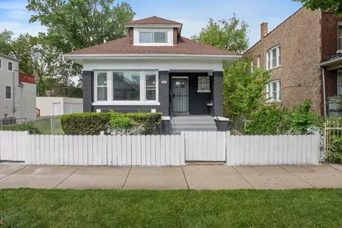 7948 S Colfax Ave, Chicago, IL 60649