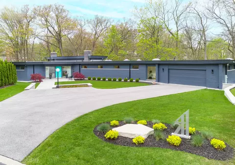 241 Melba Ln, Highland Park, IL 60035