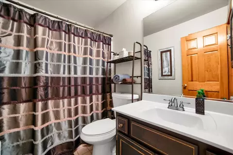 Bath - 2217 Stonehaven Dr, Plainfield, IL 60586 photo 5 of 5