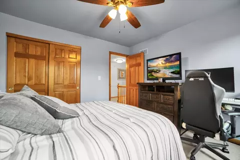 Bedroom - 2217 Stonehaven Dr, Plainfield, IL 60586 photo 3 of 7