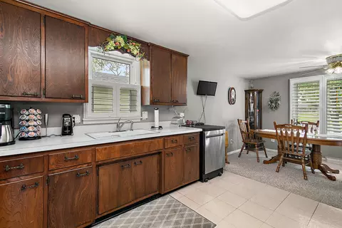 Kitchen - 2 Jan Ave, Kankakee, IL 60901 photo 2 of 3