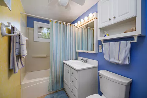 Bath - 2 Jan Ave, Kankakee, IL 60901 photo 1 of 1