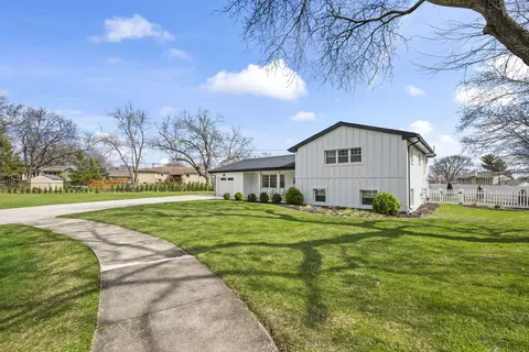 Other - 671 Hazel Ct, Roselle, IL 60172 photo 1 of 11