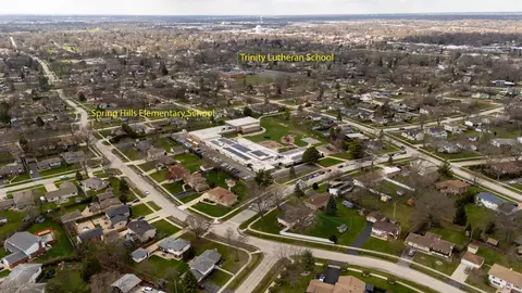 View/Area - 671 Hazel Ct, Roselle, IL 60172 photo 1 of 3