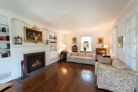 Living - 1064 Springfield Ave, Deerfield, IL 60015 photo 1 of 5