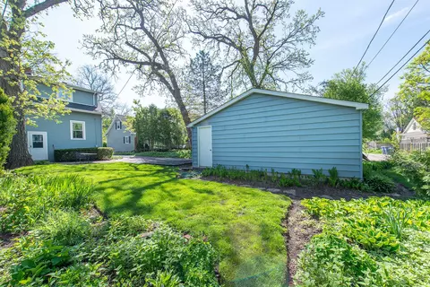 Exterior - 1064 Springfield Ave, Deerfield, IL 60015 photo 13 of 15