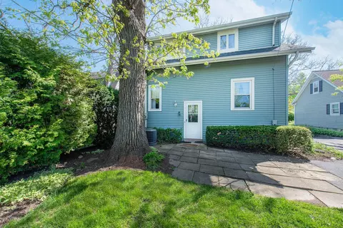 Exterior - 1064 Springfield Ave, Deerfield, IL 60015 photo 7 of 15