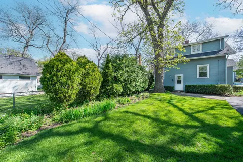 Exterior - 1064 Springfield Ave, Deerfield, IL 60015 photo 9 of 15