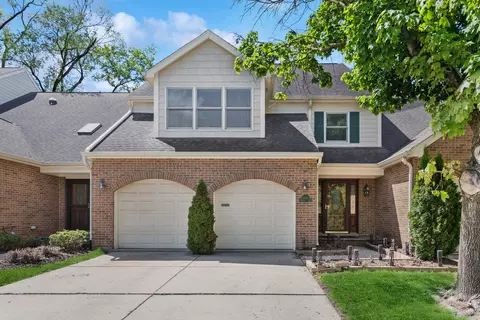 628 Windham Ln, Naperville, IL 60563