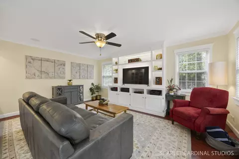 Living - 103 Forestview Ln, Aurora, IL 60502 photo 3 of 4