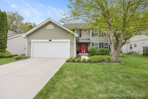 103 Forestview Ln, Aurora, IL 60502