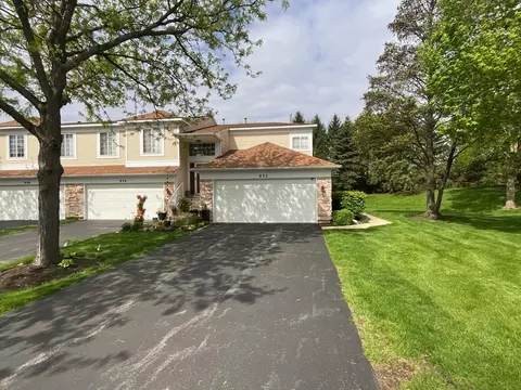 832 Coronado Ct #832, Elgin, IL 60123 photo 2