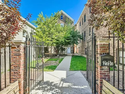 2351 S Whipple St, Chicago, IL 60623