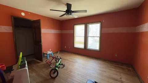 Bedroom - 504 Douglas St, Bloomington, IL 61701 photo 2 of 3