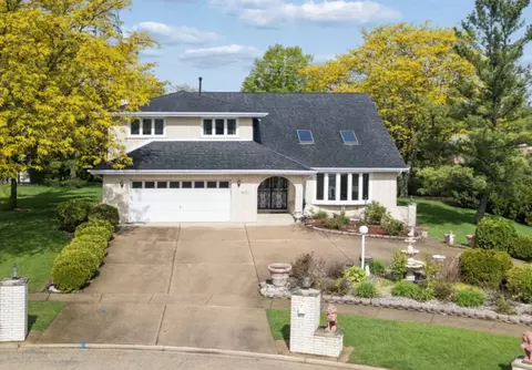 14150 Mallard Dr, Orland Park, IL 60467
