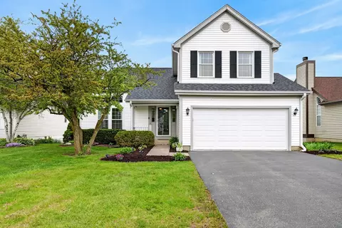 551 Shaker Ln, Lake Zurich, IL 60047