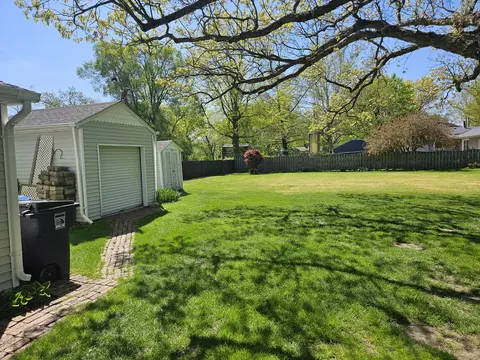 Exterior - 4504 26th Ave, Moline, IL 61265 photo 2 of 6