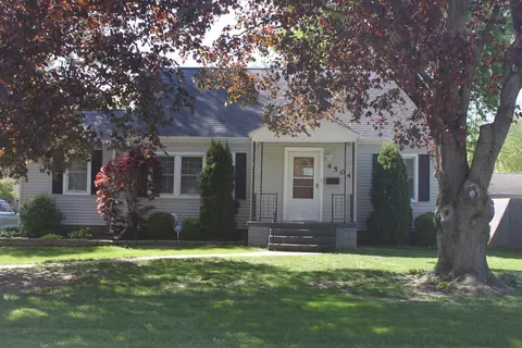 4504 26th Ave, Moline, IL 61265