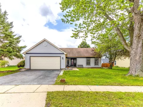 47 Bosworth Dr, Glendale Heights, IL 60139