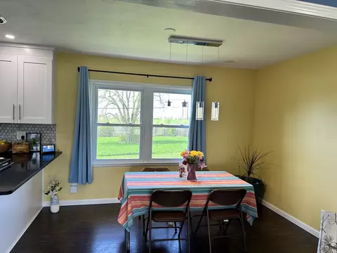 Dining - 3806 Eagle Heights Dr, Clinton, IA 52732 photo 1 of 1
