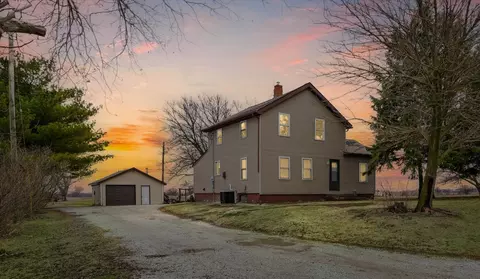 314 N 200 East Rd, Loda, IL 60948