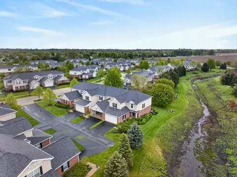 View/Area - 642 Legend Ln #642, Mchenry, IL 60050 photo 2 of 5
