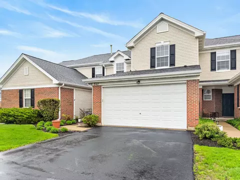 Exterior - 642 Legend Ln #642, Mchenry, IL 60050 photo 2 of 7