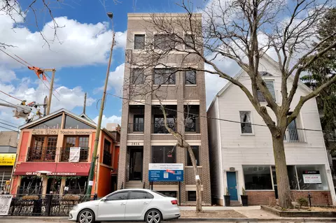 2816 N Southport Ave #2, Chicago, IL 60657