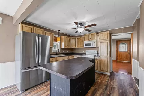 360 E Patton St, Paxton, IL 60957 photo 10
