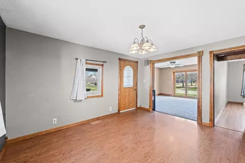 360 E Patton St, Paxton, IL 60957 photo 8