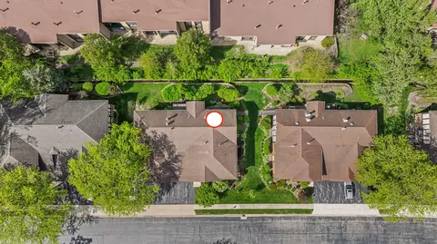 View/Area - 228 Brookside Ln #B, Willowbrook, IL 60527 photo 2 of 3
