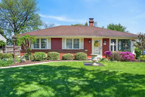 367 N La Londe Ave, Lombard, IL 60148